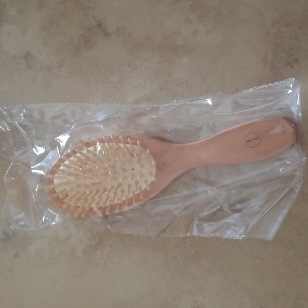 Extension/Wig/Hair Brush